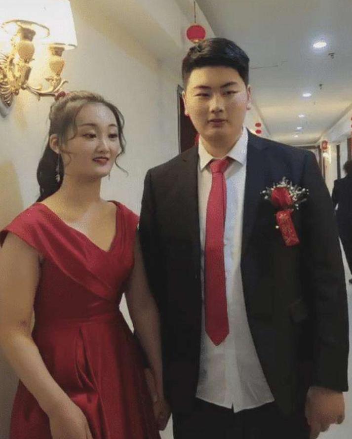 最新結(jié)婚歌曲精選，為你的婚禮增添浪漫氛圍，最新結(jié)婚歌曲精選，打造浪漫婚禮氛圍的必備曲目