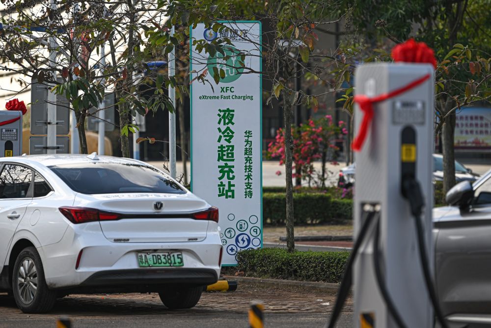 關于所謂的2024新澳門正版免費資本車的真相揭露——警惕網(wǎng)絡賭博陷阱，警惕網(wǎng)絡賭博陷阱，揭露所謂澳門正版免費資本車真相