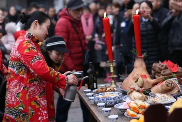 春節(jié)去烏鎮(zhèn)好玩嗎？——一場(chǎng)文化與自然的交織之旅，春節(jié)烏鎮(zhèn)游，文化與自然的完美交織之旅