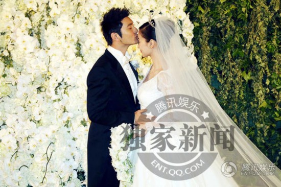 黃曉明與Angelababy，明星情侶的浪漫婚禮，黃曉明與Angelababy的夢(mèng)幻婚禮，明星情侶的浪漫瞬間