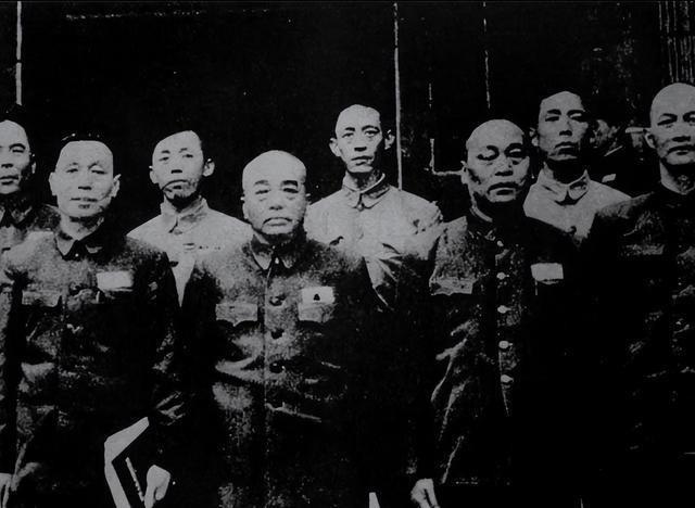 國(guó)慶閱兵總指揮，榮耀與責(zé)任的象征，國(guó)慶閱兵總指揮，榮耀與責(zé)任的象征標(biāo)志